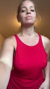 Big boobs Milf Titty drop by reignneil