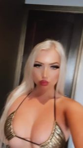 Blonde Babe Onlyfans by xxtramaddie