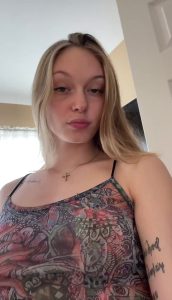 Blonde Undressing Pussy by MEGA LinkOF