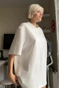 Boobs Blonde Strip by fipfap