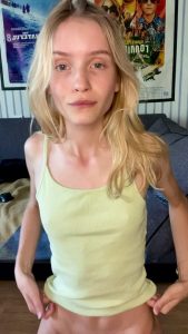 Boobs Strip Striptease by wet lulu