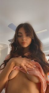 Camel toe Striptease Teen by Littlmisfit