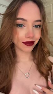 Cute Onlyfans Teen by evochka18
