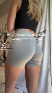 Erotica Blonde Booty by haileyhatezyou