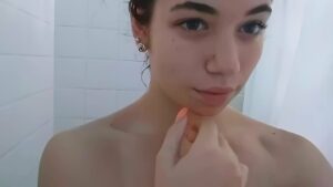 Extra small Petite Shower by allicatcollared