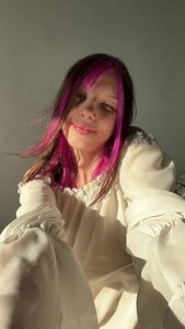 Kiss Model Smile by miastars