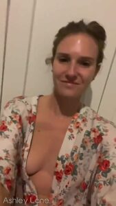 Kiss Tits Teasing by ashleylanexxx