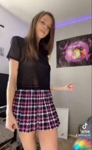 Lillyspunk Jack Off Teen Tiktok