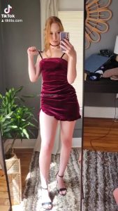 Milf Selfie Redhead by pinporn