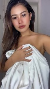 Nipslip Natural tits Funny by sapphire kitty