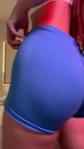 Shorts Ass Amateur by kraveelectra