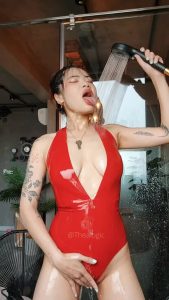 Shower Wet Latex by thealogy
