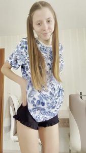 Strip Teen Babe by nastya williams