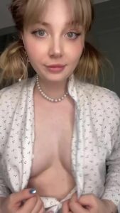 Teen Cute Blonde by DushessIness