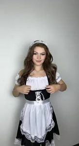Tits Teen Maid by dellieisla