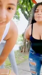 4 Sexy Girls