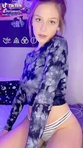 Amazing Adult Scene Vertical Video Incredible Show