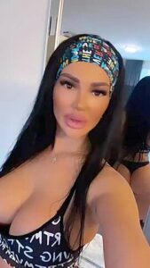 Amazing Sex Clip Milf Exotic Show