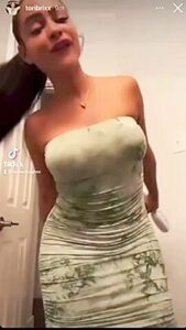 Amazing Sex Video Vertical Video Exclusive Pretty One