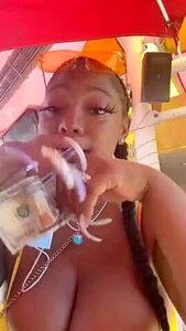 Amiyahdarie Ig Live Bikini