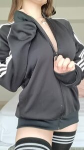 Boobs Busty Petite by irisgw