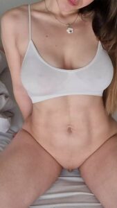 Braless Busty Petite by irisgw