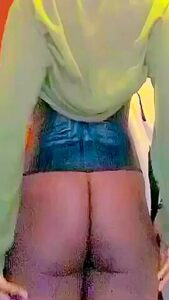 Crazy Adult Clip Vertical Video Try To Watch For Check It