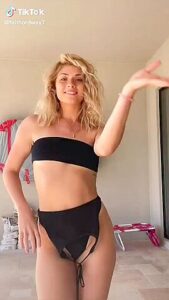 Excellent Adult Clip Vertical Video Fantastic Watch Show 1