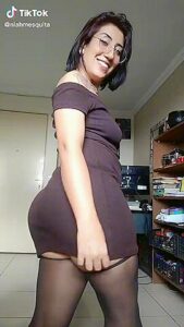 Excellent Adult Scene Milf Incredible Watch It Niahmesquita
