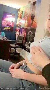 Exotic Adult Clip Vertical Video Watch Pretty One