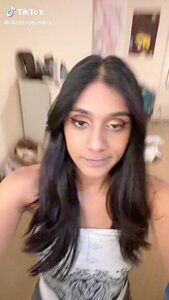 Hottest Adult Movie Vertical Video Try To Watch For Uncut