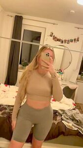 Hottest Sex Video Vertical Video Check Its Amazing