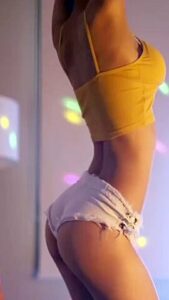 Hottest Xxx Scene Vertical Video Crazy Just For You