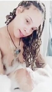 Houston Pyt In Bathtub