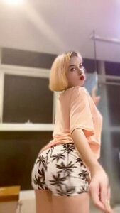 Incredible Xxx Video Vertical Video Exotic Watch It 1