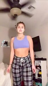 Incredible Xxx Video Vertical Video Fantastic Pretty One