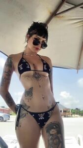 Latina Tattooed Girlfriend by CarlPier