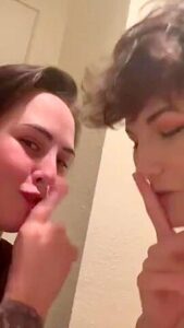 Lesbians Going All Out On The Toilet