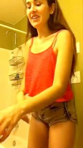 Loveyou Loveme Into The Shower
