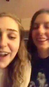 Motorboating Friends Tits On 1000 Live Viewers