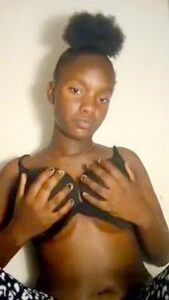 Peri Girl Show 29