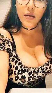 Pretti Titty Kitti