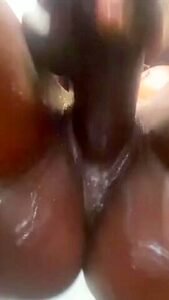 Pretty Girl Squirt Up Close