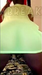 Random Clip 9208