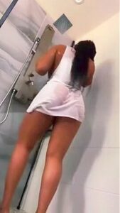 Shower Bitty 1