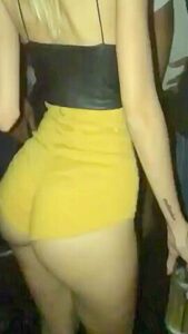 Teen In Shorts Has Ass In The Club Yuslopez