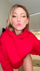 Teen Slapping Her Ass