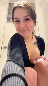 Thot Playing With Herself In A Changing Room