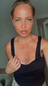 Webcam Tanlines Amateur by reignneil