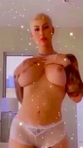 Wiz Baby Mom